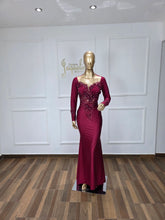 Load image into Gallery viewer, Domelly 2026
