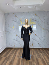 Load image into Gallery viewer, Domelly
