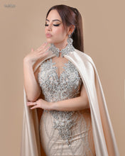 Load image into Gallery viewer, Kendra + Capa Pedrería
