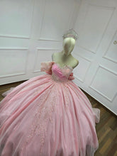 Cargar imagen en el visor de la galería, XV DRESS BABY PINK
