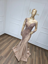 Cargar imagen en el visor de la galería, Yunuen  2026
