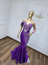 Load image into Gallery viewer, Amairany ( Sin cola)
