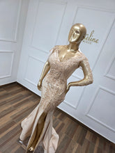 Load image into Gallery viewer, Ahinoa
