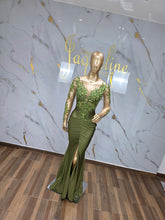Load image into Gallery viewer, Annye 2027
