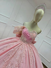 Cargar imagen en el visor de la galería, XV DRESS BABY PINK
