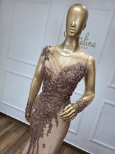 Cargar imagen en el visor de la galería, Yunuen  2026
