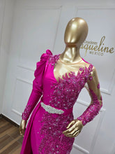 Cargar imagen en el visor de la galería, Amira 2025
