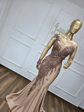 Cargar imagen en el visor de la galería, Yunuen  2026
