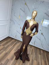 Load image into Gallery viewer, Alejandra + Ab Medio
