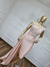 Cargar imagen en el visor de la galería, Lisbeth
