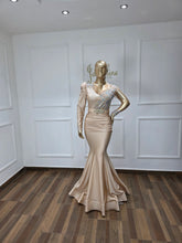 Cargar imagen en el visor de la galería, Layla
