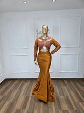 Load image into Gallery viewer, Ariel / Invierno
