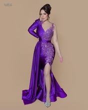 Cargar imagen en el visor de la galería, Johana
