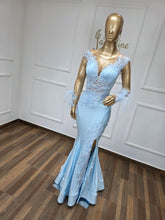 Load image into Gallery viewer, América
